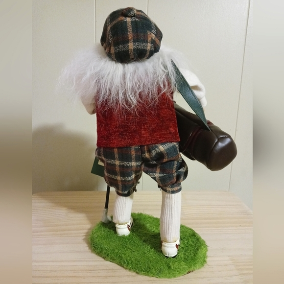 The Santas by Tina Mitchell Golfing Santa - Picture 4 of 9